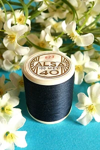 06ter/Splendid Spool of Thread Alsa DMC For Embroidery N°40 Navy Blue N° 823 - Picture 1 of 2