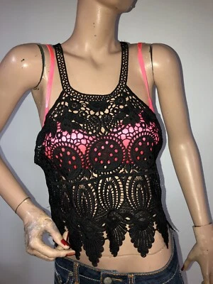 LULUMARI女式蕾丝上衣 — 第 1/4 张图片