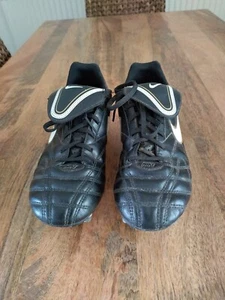 Nike Tiempo Legend III S/G Fußballschuhe, schwarz Größe UK 5,5 - 2010 - Bild 1 von 6