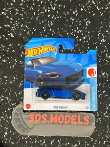 NISSAN Z PROTO BLUE Hot Wheels 1:64 **COMBINE POSTAGE** - Picture 1 of 1
