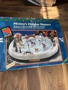 Vintage Disney MR. CHRISTMAS Mickeys Holiday Skaters Ice Skating Pond Rink WORKS - Picture 1 of 12