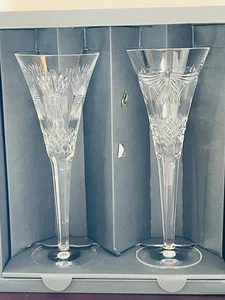 Neu im Karton Paar Waterford Millennium Health Kristall Champagner Toasten Flöten - Bild 1 von 11