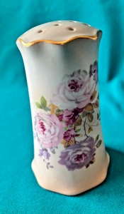 BEAUTIFUL  RS RED MARK HAND PAINTED HATPIN HOLDER - Picture 1 of 4