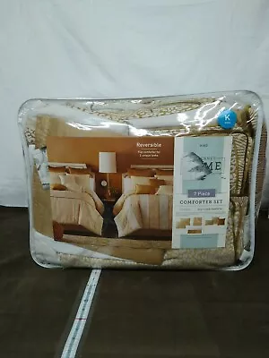 Bedding Suite 7 Piece king reversible JcPenny Home Darwin oversize comforter - Image 1 of 4