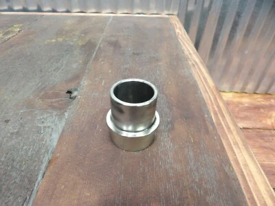 10 Can Am Spyder Roadster RT EJE RUEDA TRASERA ESPACIADOR INTERIOR 705500853 Foto 1 de 2