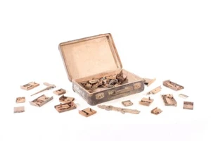 Age Suitcase With Convolute Old Castles Castle Cabinet Lock - Picture 1 of 12