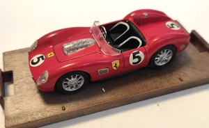 BRUMM 1:43 AUTO DIE CAST  FERRARI 250 T.R.S. HP 300 1960  #5  ROSSO    ART R94 - Foto 1 di 6