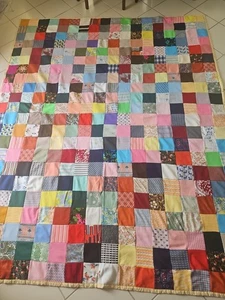 VINTAGE PATCH QUILT BLANKET 92" X 75" - Picture 1 of 24