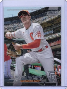 2022 Topps Stadium Club - Mike Yastrzemski #224 San Fransisco Giants - Picture 1 of 2