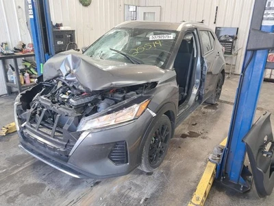 2024 Nissan Kicks Used Driver Left Fender Gray Local Pick Up Only 408692 - Imagem 1 de 4