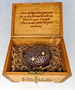 Juego de Tronos Llave de Madera en el Cofre con Cambio de Color Huevo de Dragón Fuego y Sangre - Imagen 1 de 7