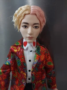 BTS V Idol Doll 2019 Blonde Pink Hair Jacket Shirt GKC89 Mattel Articulated - Picture 1 of 2