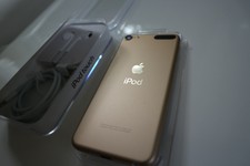 Apple iPod Touch (7th Generation)  GOLD ((128 GB)) NewOther  AppleWarranty