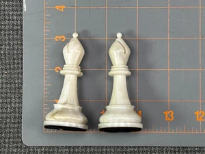 (B16) VINTAGE CAVALIER CHESS TOURNAMENT EDITION Weighted Pieces - 2 White Bishop - Picture 1 of 4
