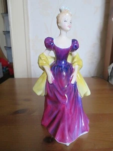 Vintage Royal Doulton Loretta figurine HN 2337 1965 - Picture 1 of 6