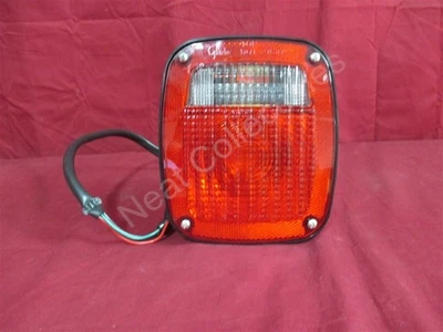 Lente luz trasera chasis cabina Ford serie F número Grote 5090 NOS  Foto 1 de 4