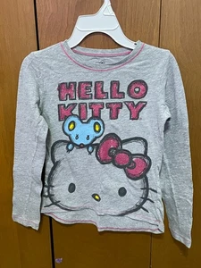Hello Kitty Sanrio Top Long Sleeve Heather Gray T-shirt Girls Size 10 - 12 - Picture 1 of 6