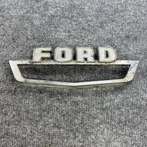 1960s Ford Truck Hood Emblem OEM Chrome Badge Original - Foto 1 di 13