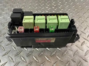 06-15 MINI COOPER R55-R56-R58-R59 FUSE BOX 61143449504 OEM - Foto 1 di 5