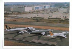 BOEING ADVERTISING CARD~MAIN ASSEMBLY PLANT,WIDEBODY AIRCRAFT,3 PLANES SHOWN - Picture 1 of 2