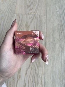 Benefit Mini Blush Terra - Bild 1 von 3