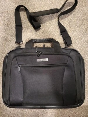 Kenneth Cole Reaction Bolso para Laptop Estuche Maletín Mensajero Amigable para puntos de control Foto 1 de 4