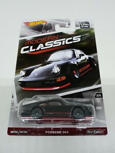 2017 HOT WHEELS MODERN CLASSIC PORSCHE 964 METAL/METAL BODY WITH REAL RIDERS 