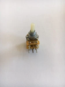 Olla de salida de línea doble Ampeg 70-503-35 50K para SVT-4PRO - Imagen 1 de 1