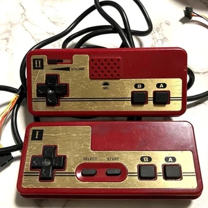 Rare Famicom controller early square button - Picture 1 of 3