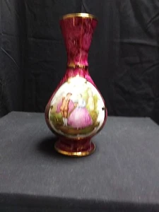 Limoges France Porcelaine d'Art France 7 3/4"  Vase Gold Trim~Romantic  Scene - Picture 1 of 9