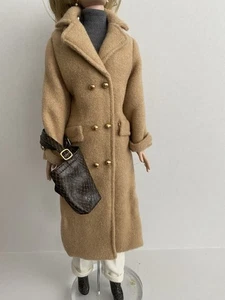 Tyler Wentworth Casual Luxury Outfit Only - Bild 1 von 9