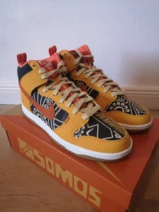 Nike Dunk High Premium "Somos Familia 2022", EU 44, NEU - Bild 1 von 7