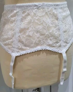 Pretty Form All Over Lace Suspender Belt SIZE M waist 27/28" - Picture 1 of 4