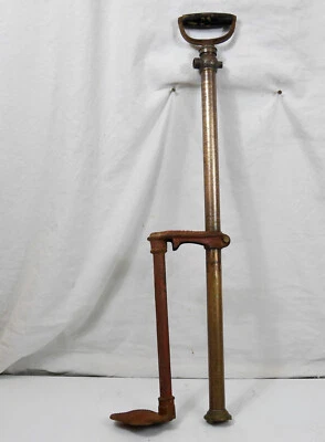 ancienne pompe de seau TH PILTER PARIS pompier chevaux incendie moto ancienne - Photo 1/4