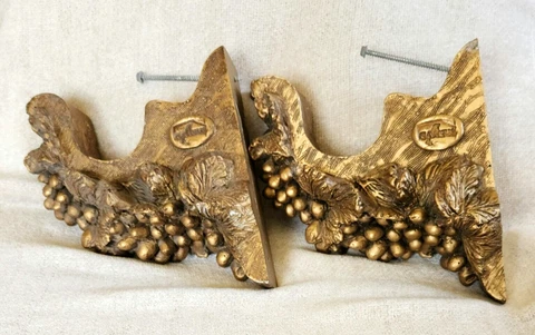 Ornate GRAPES & LEAVES Gold Gilt Wood DRAPERY CORBEL (PAIR) Cover
