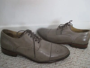 Zapatos Oxford Johnston & Murphy Puntera con Gorra Talla 8.5 Gris Taupe Piel de Oveja Cuero - Imagen 1 de 9