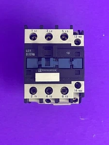 Telemecanique LC1-D3210G6 Contactor 50A, 120V, 60Hz - Picture 1 of 14