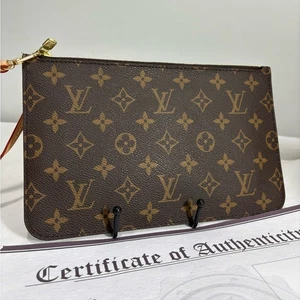 Auténtico LOUIS VUITTON Monograma Bolsa Clutch Muñequera con Certificado - Imagen 1 de 12