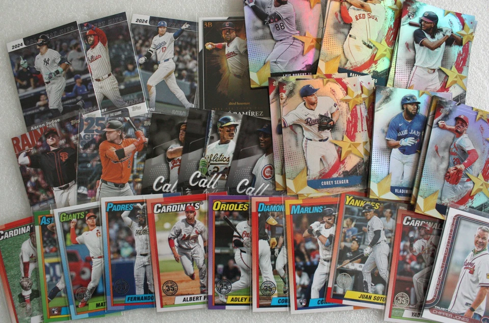 Topps 2025 MLB Series One - cartes d'inserts - Cartes au choix - Photo 1/1