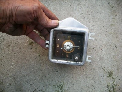 Chrysler Saratoga Imperial New Yorker 1951 1952 bonito reloj de tablero New Haven AKB Foto 1 de 4