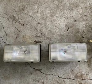 1990-1992 Cadillac Brougham headlights - Picture 1 of 3