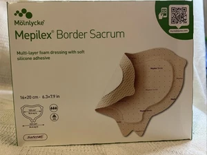 Menge 50 MEPILEX RAND SACRUM - 6,3 Zoll x 7,9 Zoll - SAFETAC STERILE VERBÄNDE - Bild 1 von 3