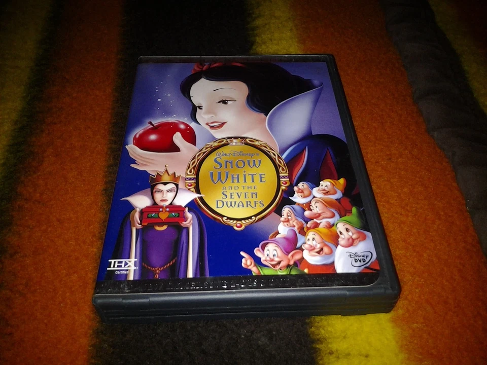 Snow White and the Seven Dwarfs (Disney Special Platinum Edition) - Image 1 of 1