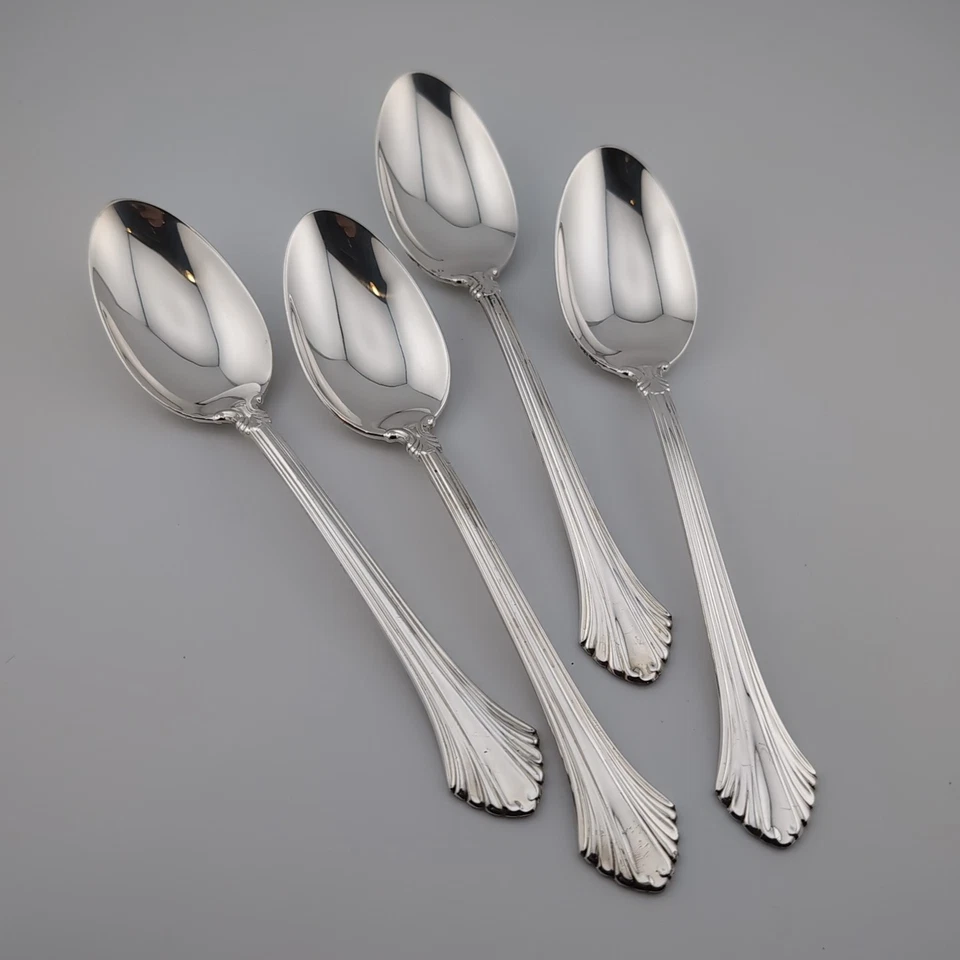 Juego de 4 cucharas de postre para sopa ovaladas de plata esterlina Wallace French Regency - 7" Foto 1 de 3