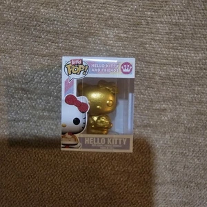 Funko Bitty Pop! Hello Kitty Gold 1/24 Chase  - Picture 1 of 4