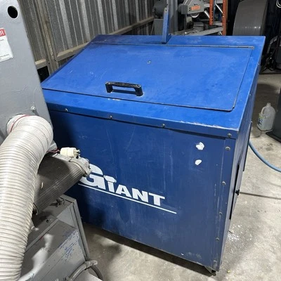 MÁQUINA VIBRATORIA DE DESBARBADO Y ACABADO GIGANTE W5C Foto 1 de 4