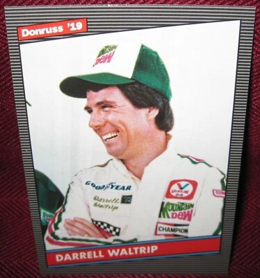 2019 DONRUSS #158 DARRELL WALTRIP SILVER PARALLEL RETRO DESIGN - Image 1 of 2