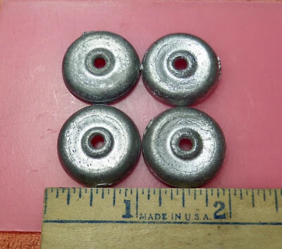 4 МЕТАЛЛИЧЕСКИХ ДИСКА ИГРУШЕЧНЫЕ ШИНЫ / КОЛЕСА -- 1 дюйм od -- возможно использование для слякоти чугунные игрушки - Изображение 1 из 2