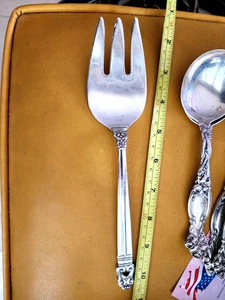 Fourchette de service à viande froide solide moyenne International Royal Danish 8 7/8" - Photo 1/7