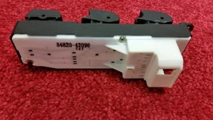 2001-2003 Toyota RAV4 Window Switch Drivers Master 84820-42090 (TESTED) - Picture 1 of 3